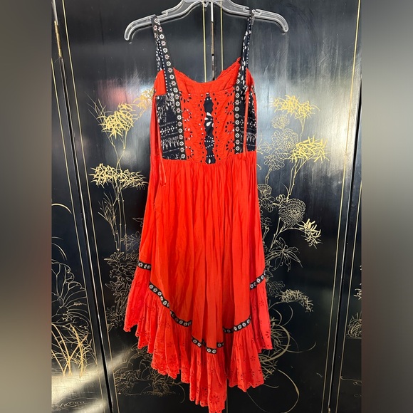 Orange dress - Picture 2 of 2